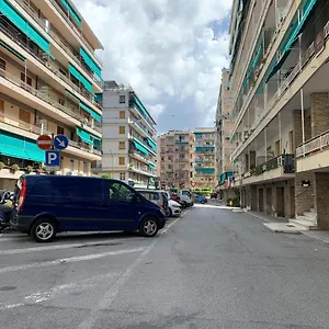 https://a-casa-dei-miei-by-holiday-world.hotelitalianriviera.com